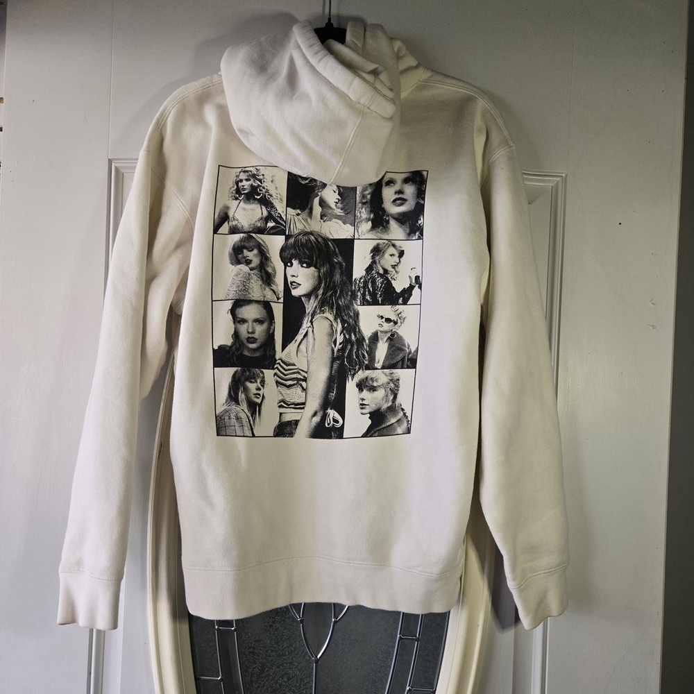 Taylor Swift The‎ Eras Tour Official Hoodie – Size Medium, Cream - Picture 3 of 7